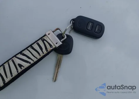 2008 Toyota Corolla Le из США, поврежденный, VIN 2T1BR32E48C870747